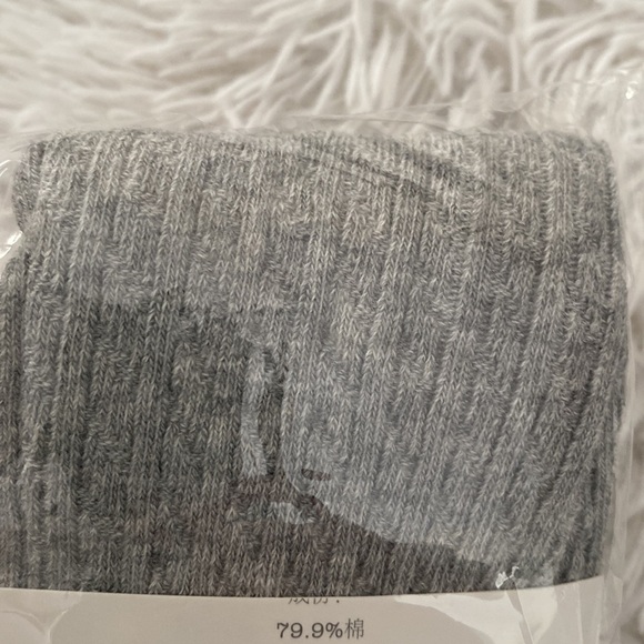 NWT little girl Gray ribbed stocking tights - Picture 4 of 6